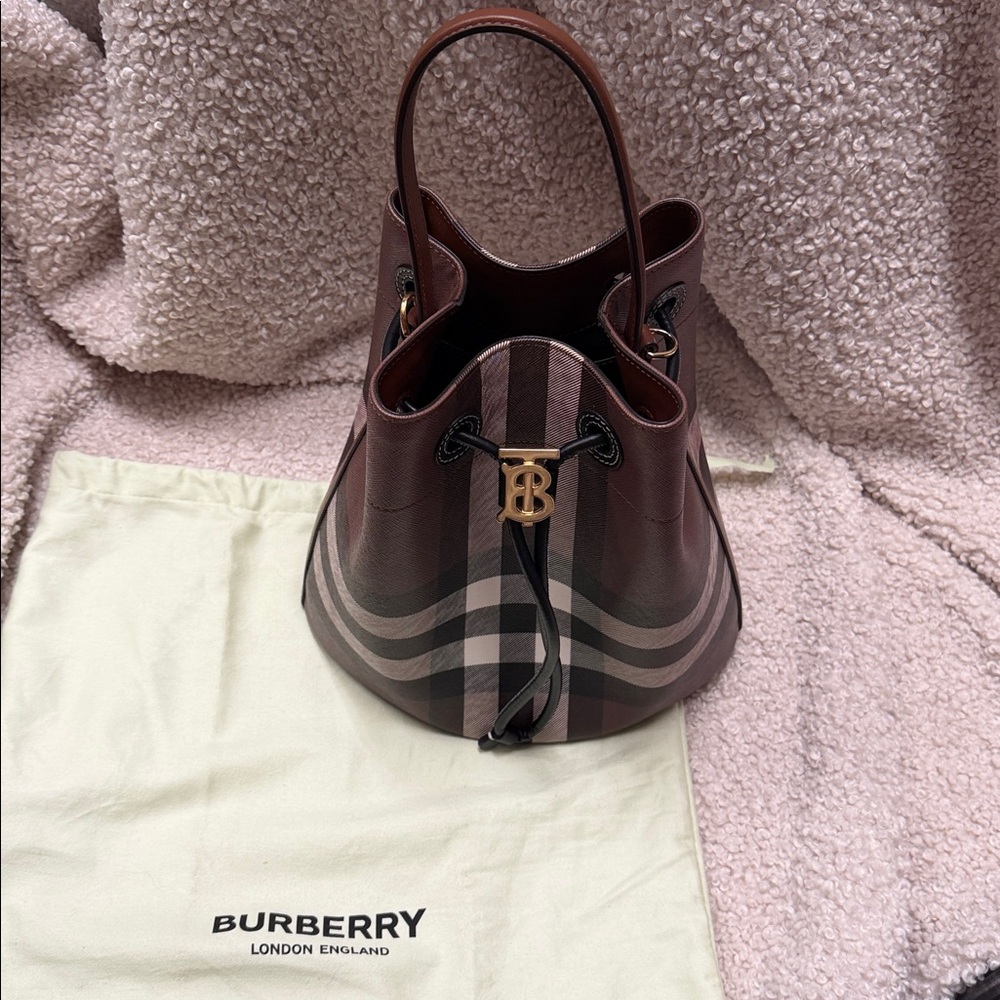 Burberry Dark Birch Small Drawstring Bucket - Picture 2 of 14